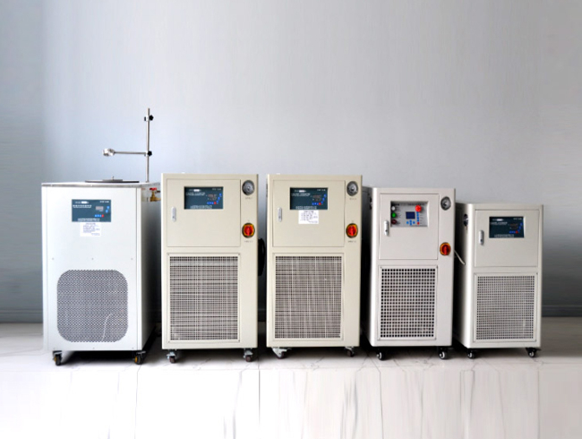 恒溫加熱制冷循環(huán)槽常見問題及使用注意事項(xiàng)